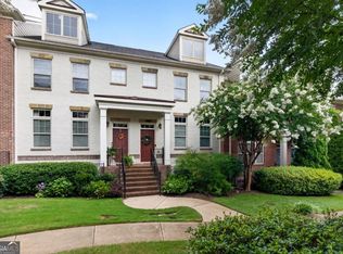 7690 Willoughby Ct, Alpharetta, GA 30005