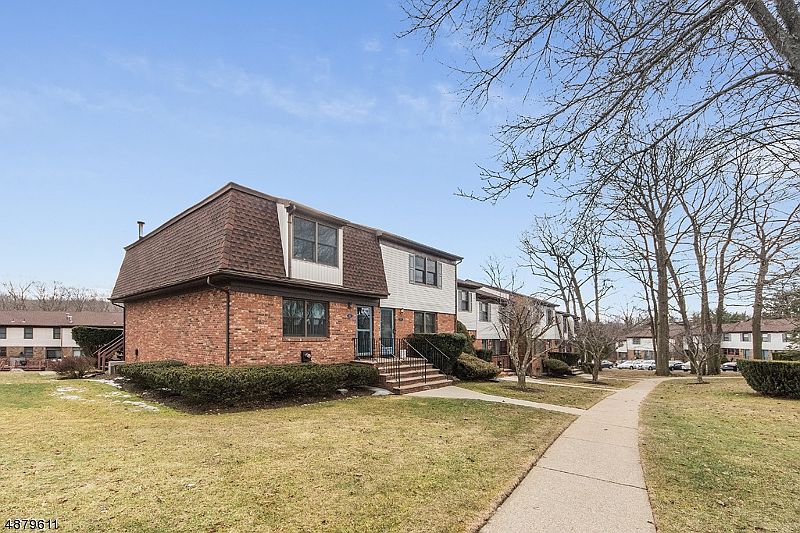 1st image of 146 STEDWICK DR
