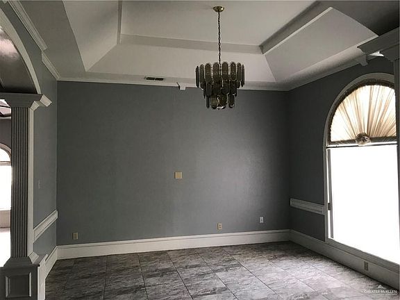 5th image of 400 E Water Lilly Ave