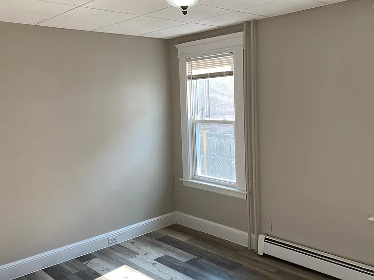 37 Benham St #1 — Photo 23