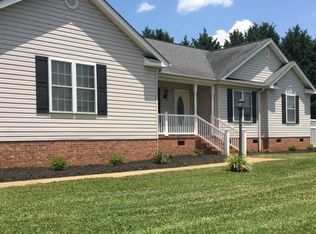 102 Larkspur Ln, Pendleton, SC 29670