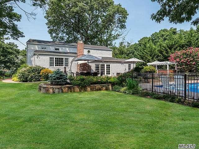 1st image of 8 Gateway Ct