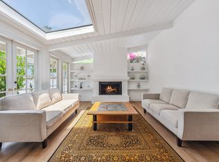 4950 Dunman Ave, Woodland Hills, CA 91364