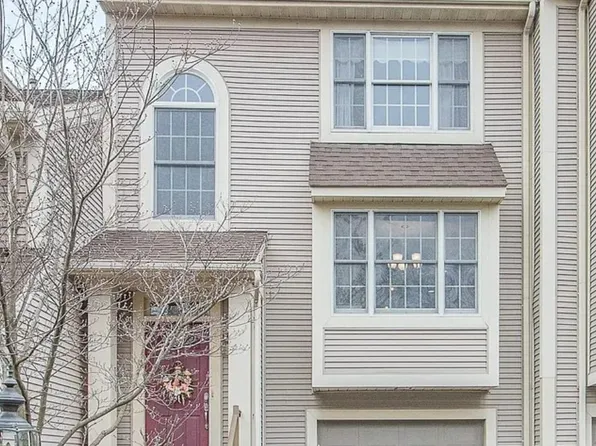 22 Liberty Ct, Carlisle, PA 17015