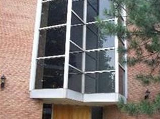 1056 Mill St #209, Naperville, IL 60563