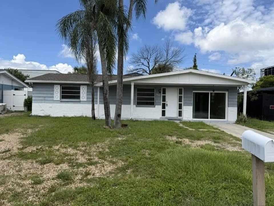 2527 Cheval Dr