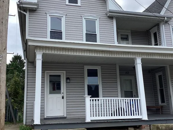 160-162 W North St, Waynesboro, PA 17268