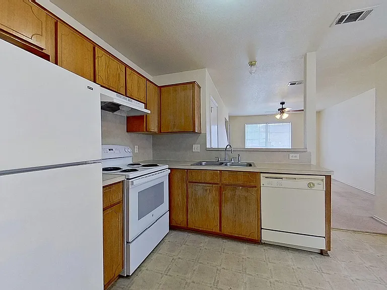 4002 Madison Dr #A — Photo 5
