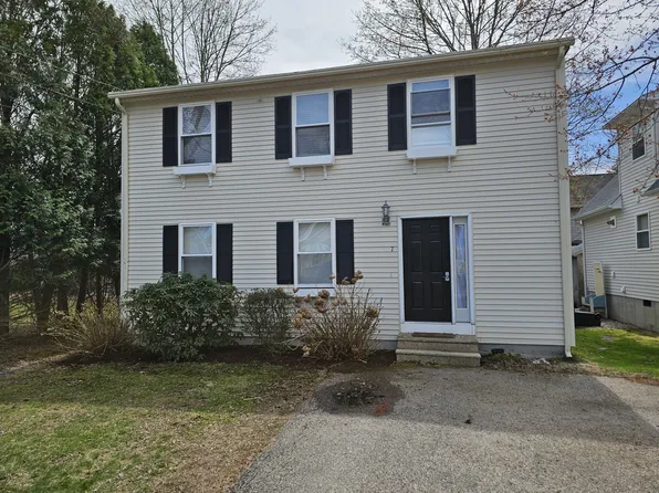 7 Kingston Ave, South Kingstown, RI 02879