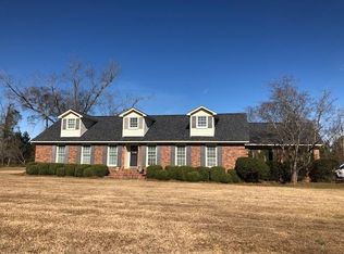 1282 Heritage Dr, Manning, SC 29102