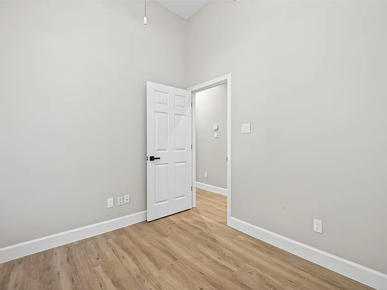 3117 Cedar Knolls Dr — Photo 22