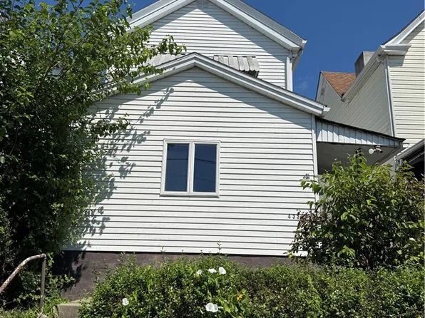 433 Euclid Ave, Glassport, PA 15045