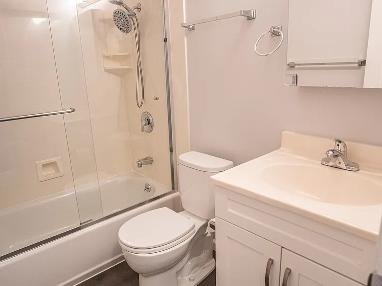 1815 Central Ave #202 — Photo 14