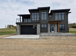 467 NE Sunset Dr, Rural Vulcan County, AB T0B2R0