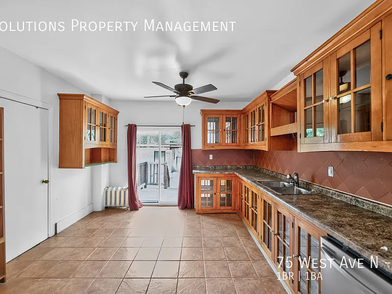 75 West Ave N #1 — Photo 3