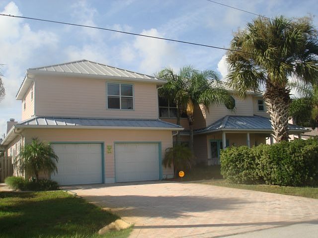 1st image of 339 11th St N