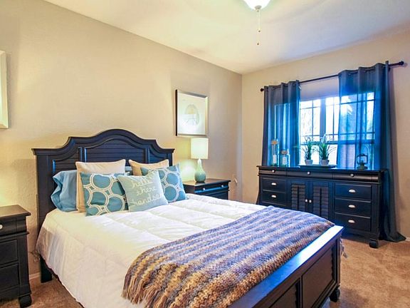 3rd image of 16219 Enclave Village Dr