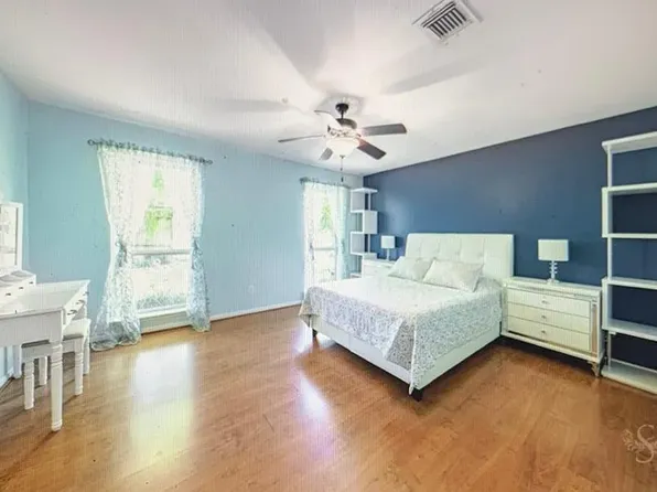 14206 Ella Lee Ln, Houston, TX 77077