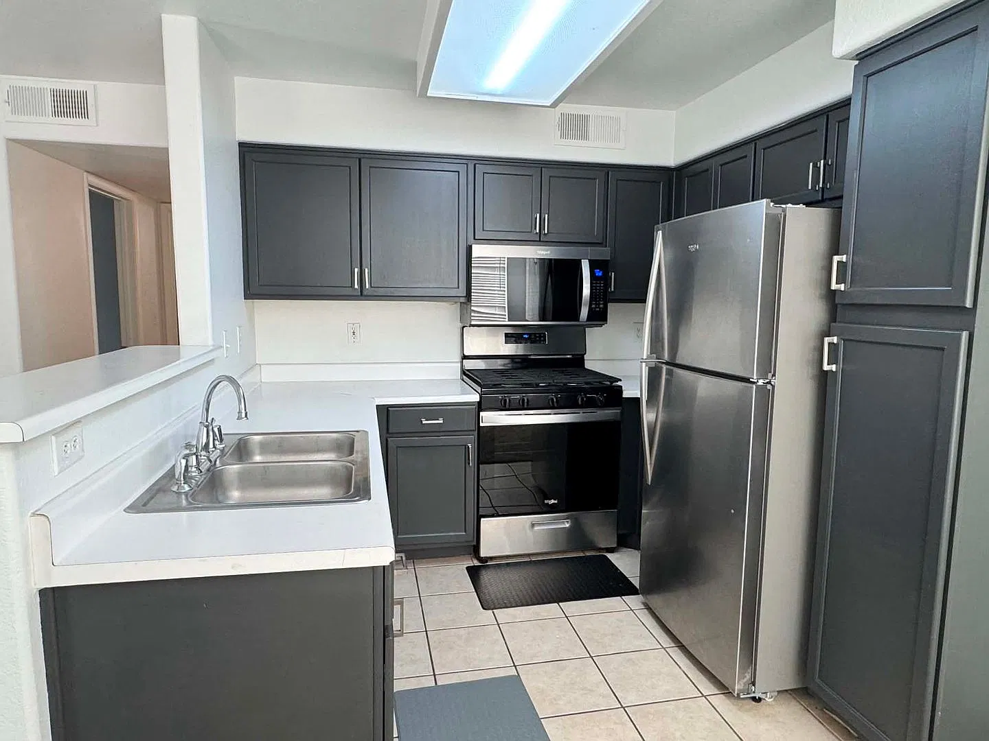 3115 Casey Dr #201 // 2nd level 2 bed 2 bath move in ready — Photo 3