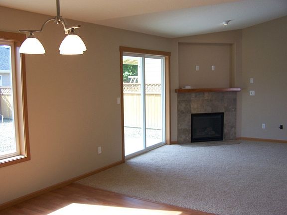 5th image of 10504 NE 53rd Ave
