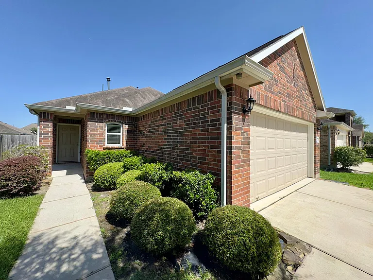 15126 Winter Meadow Ct — Photo 2
