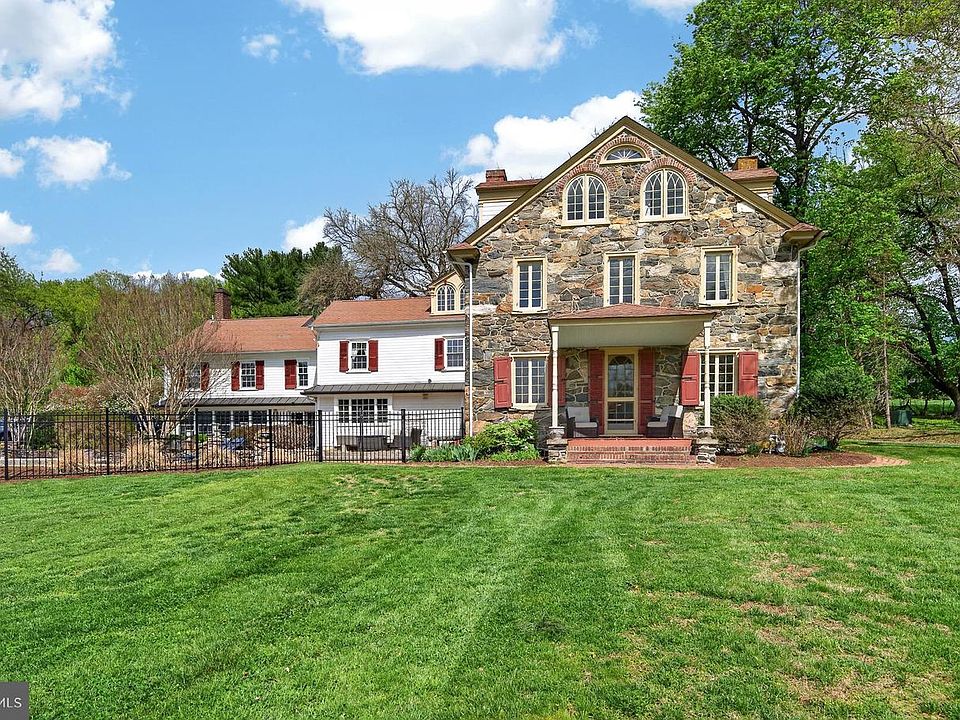1st image of 414 Birmingham Rd