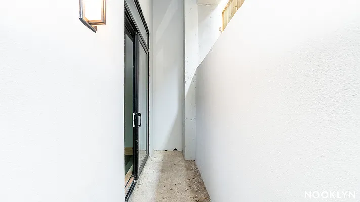 Rented by Nooklyn NYC LLC | media 8