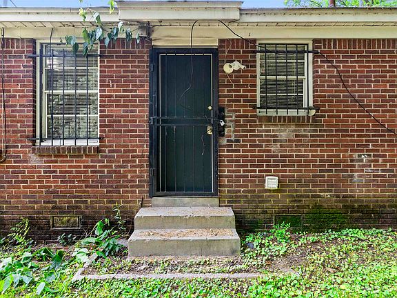 5th image of 278 E Burdock Ave