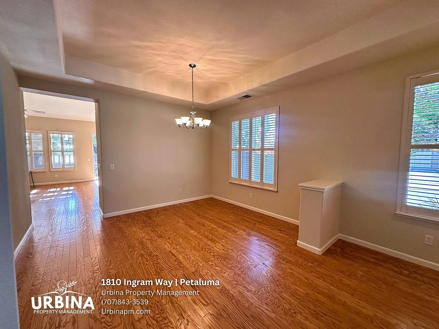 Stunning Single Level Home in Petaluma on Corner Lot — Photo 2