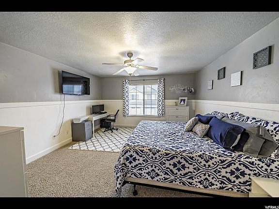 3rd image of 319 E Seagull Ln