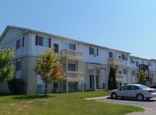 Sterling Pointe Apartments, Monroe, MI 48162