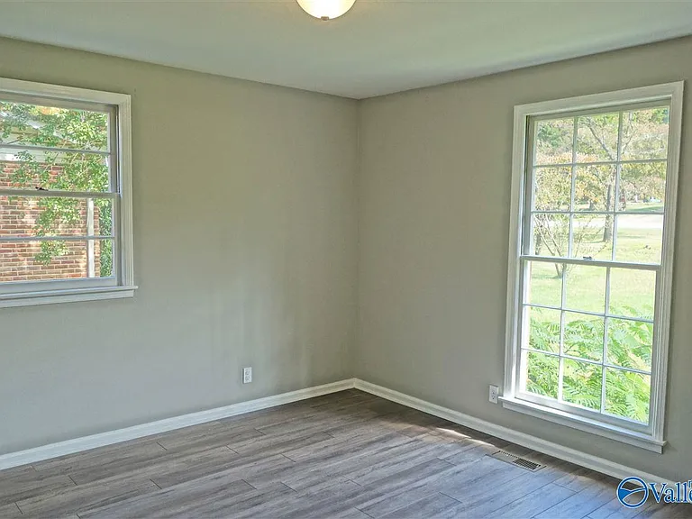5300 Whitesburg Dr SW — Photo 13