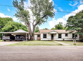 701 Stella Mae Dr, Fort Worth, TX 76114