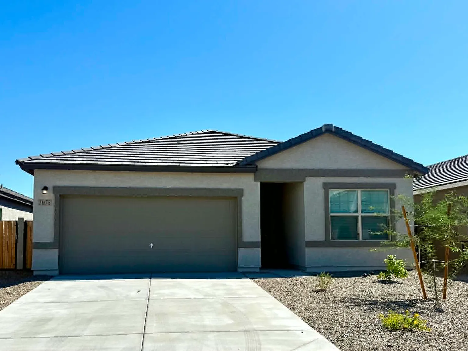 4 bed, 1912 sqft, $2,350 — Photo 1