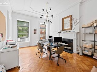 130 E 61st St APT 2A, New York, NY 10065
