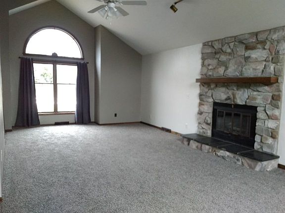 5th image of 23654 Ramble Wood Ln