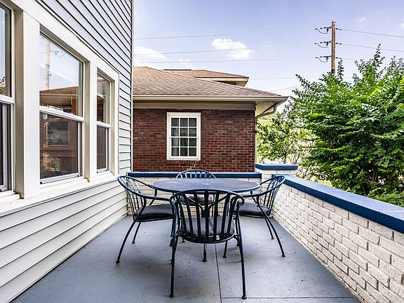 4th image of 4360 Carrollton Ave