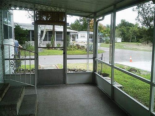 4th image of 530 Sunnybrook Cir W