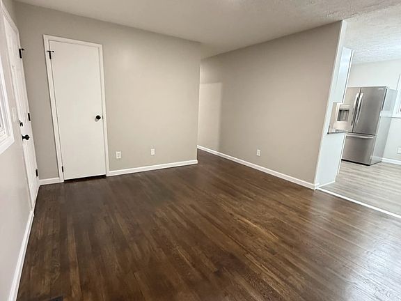 2nd image of 2421 Regentview Ave NE