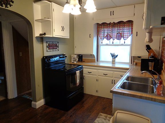 2nd image of 15370 Eaton Pike