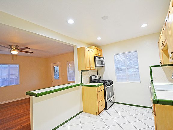 5th image of 21041 Runnymede St