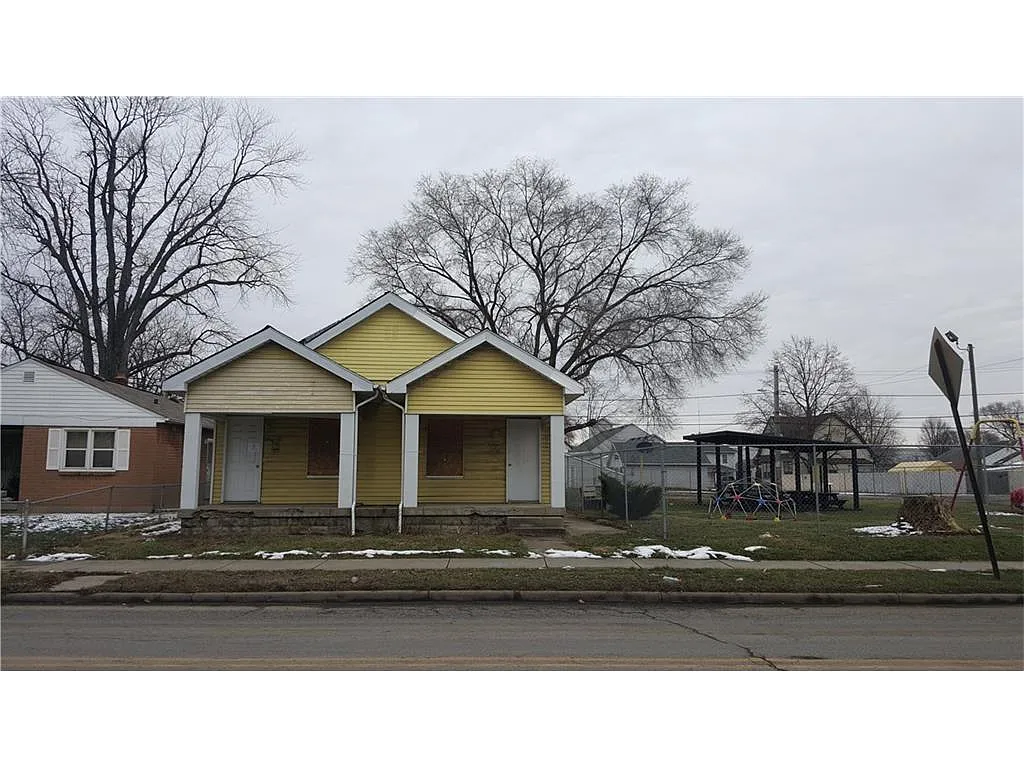 325 S Warman Ave photo 1