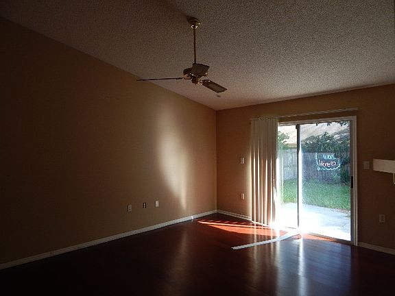 4th image of 1650 Cracker Creek Ct