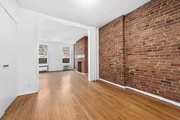 1st image of 221 E 89th St APT 4C