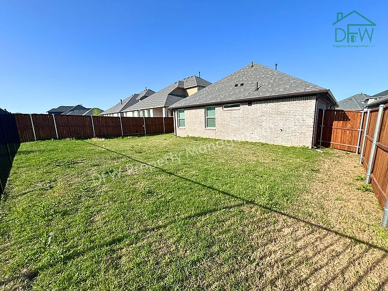 609 Tartane Dr — Photo 19