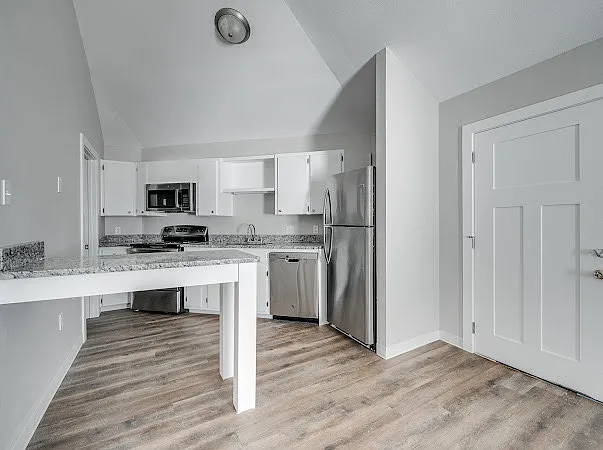 1313 Elm St #1 — Photo 5