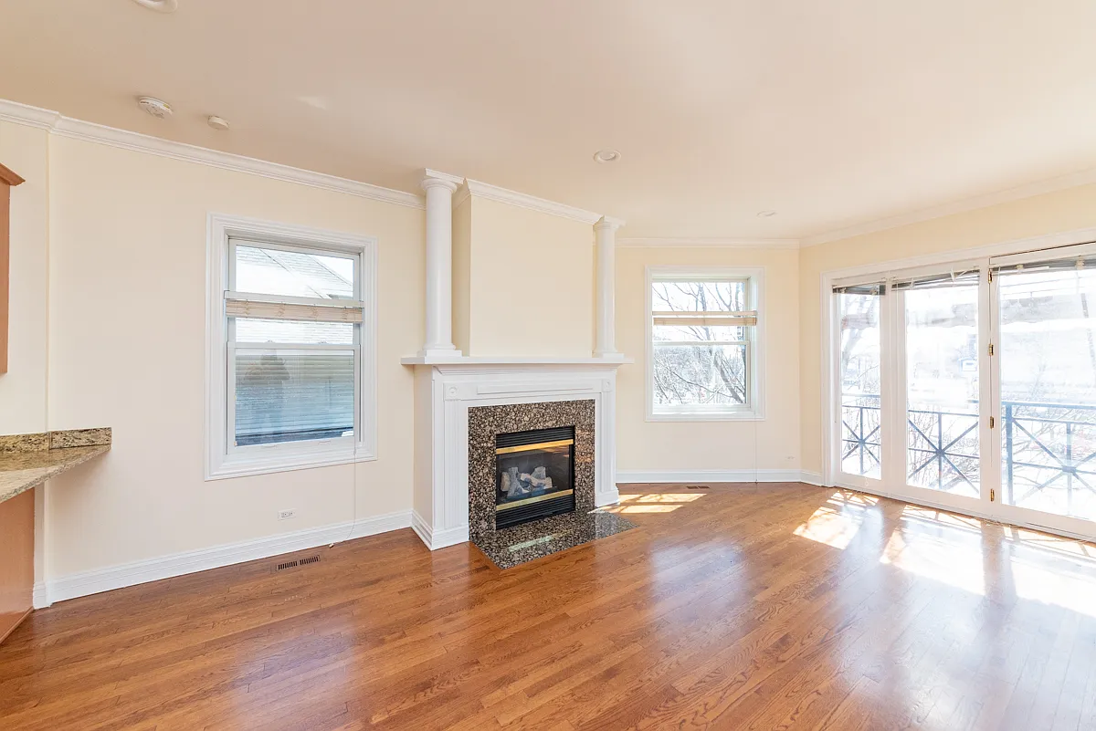 2 bed, 1200 sqft, $2,550 — Photo 4