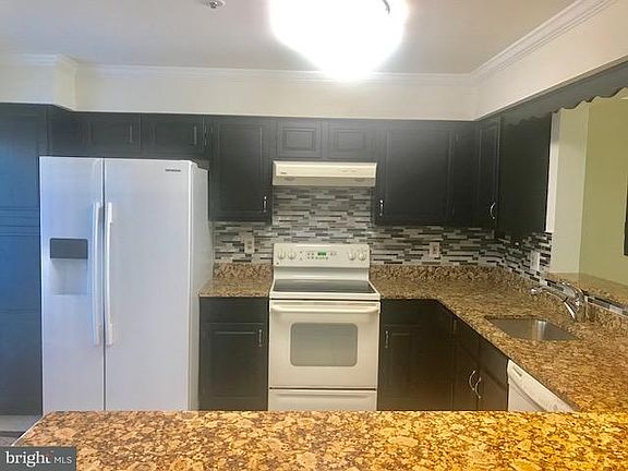 2nd image of 6847 Malton Ct