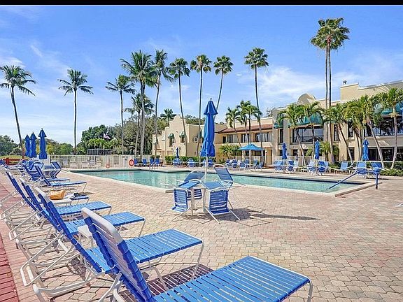 3rd image of 9450 Poinciana Pl APT 416