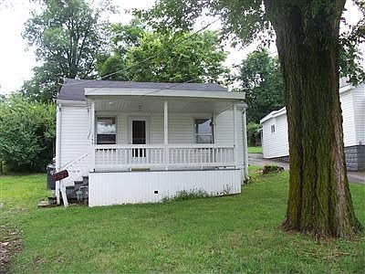 1st image of 136 Ashton Dr